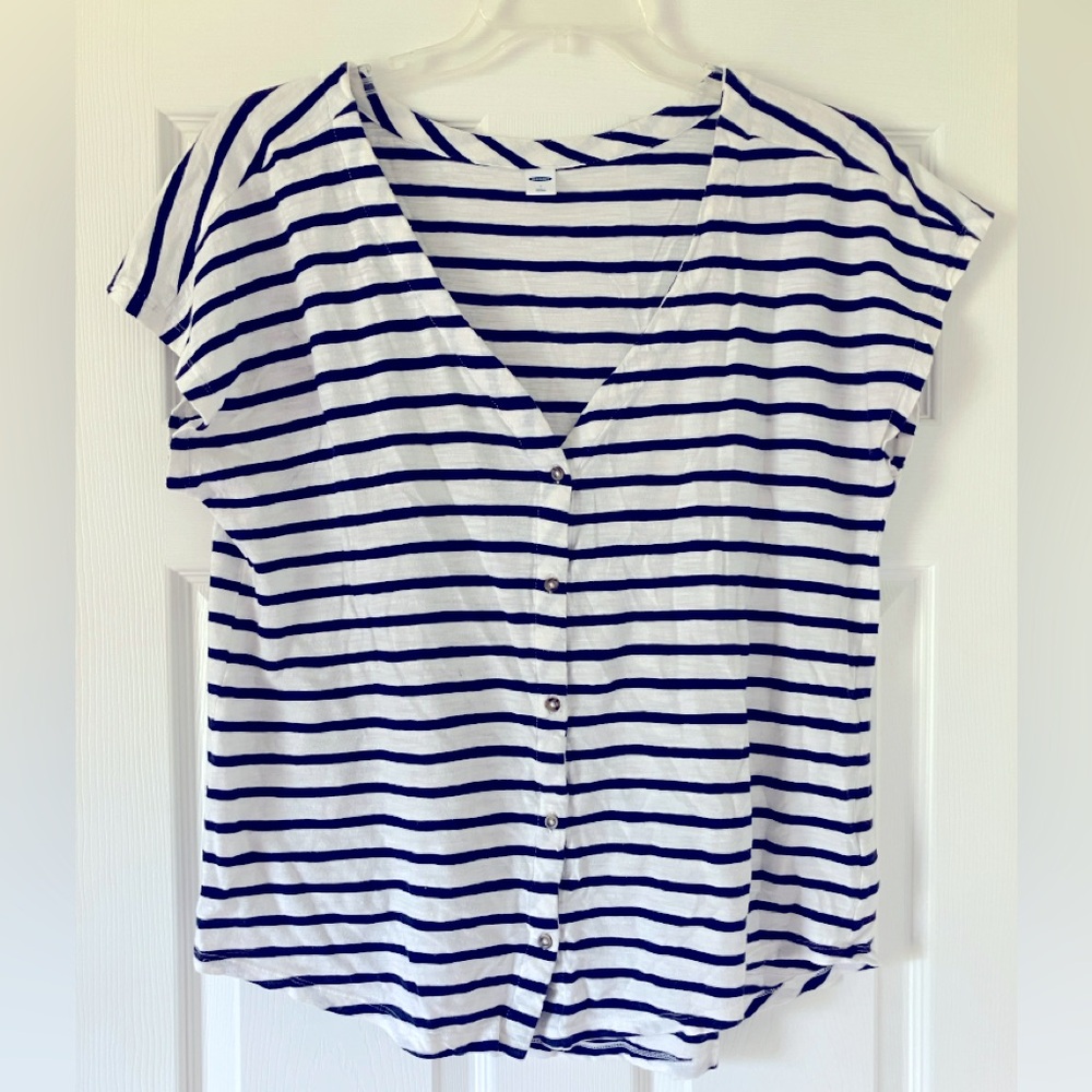 Old Navy Button Down Tee